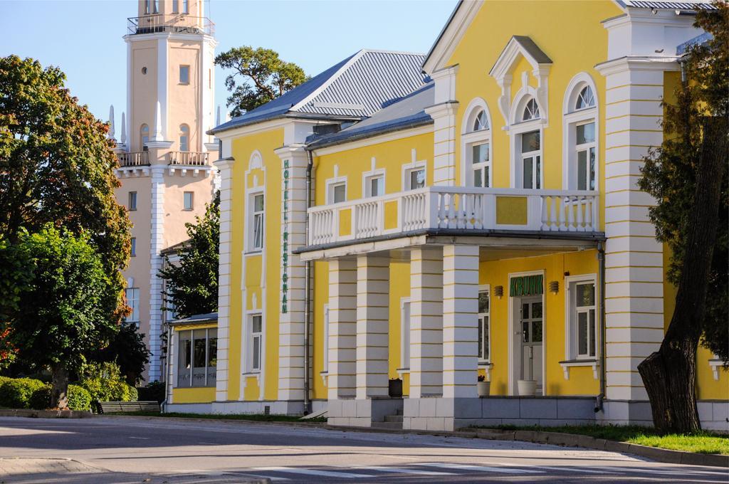 Hotel Krunk Sillamäe Exteriér fotografie