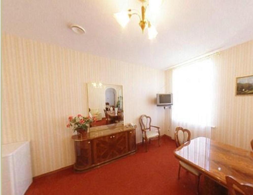 Hotel Krunk Sillamäe Pokoj fotografie